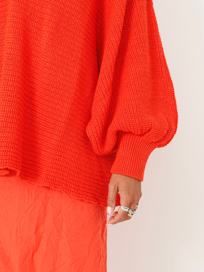 Sort Aarhus - Collared knit sweater