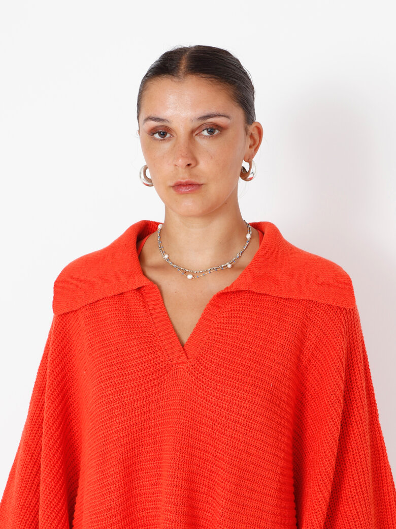 Sort Aarhus - Strikbluse med krave