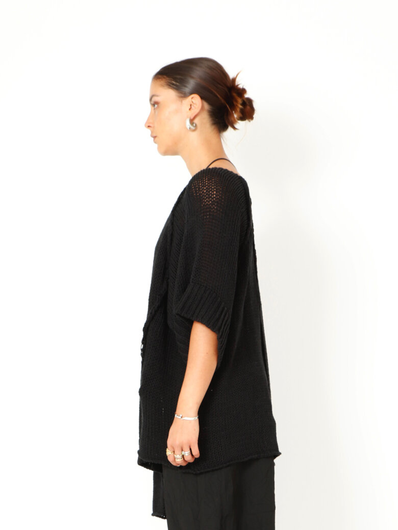 Sort Aarhus - Oversized strikbluse