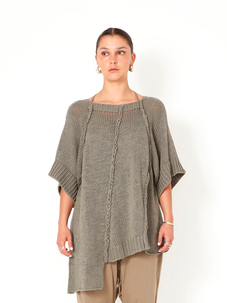 Sort Aarhus - Oversized knit blouse