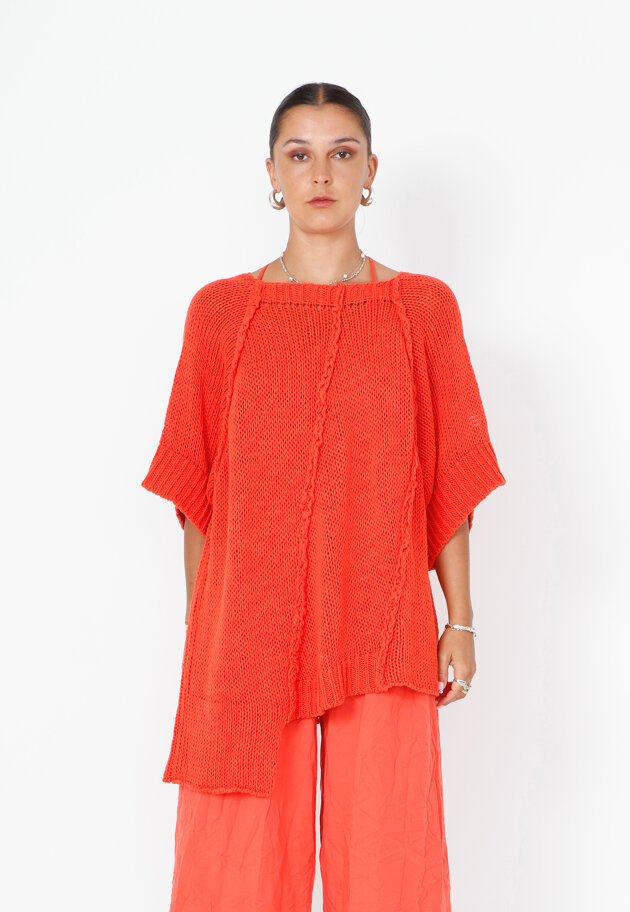 Sort Aarhus - Oversized strikbluse Sort Aarhus - Oversized strikbluse
