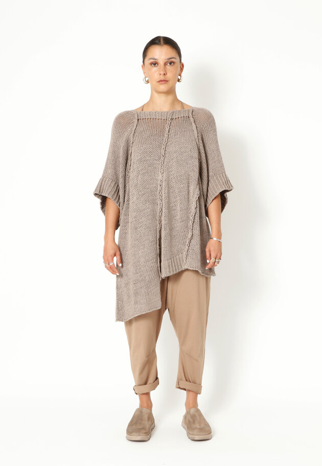 Sort Aarhus - Oversized knit blouse