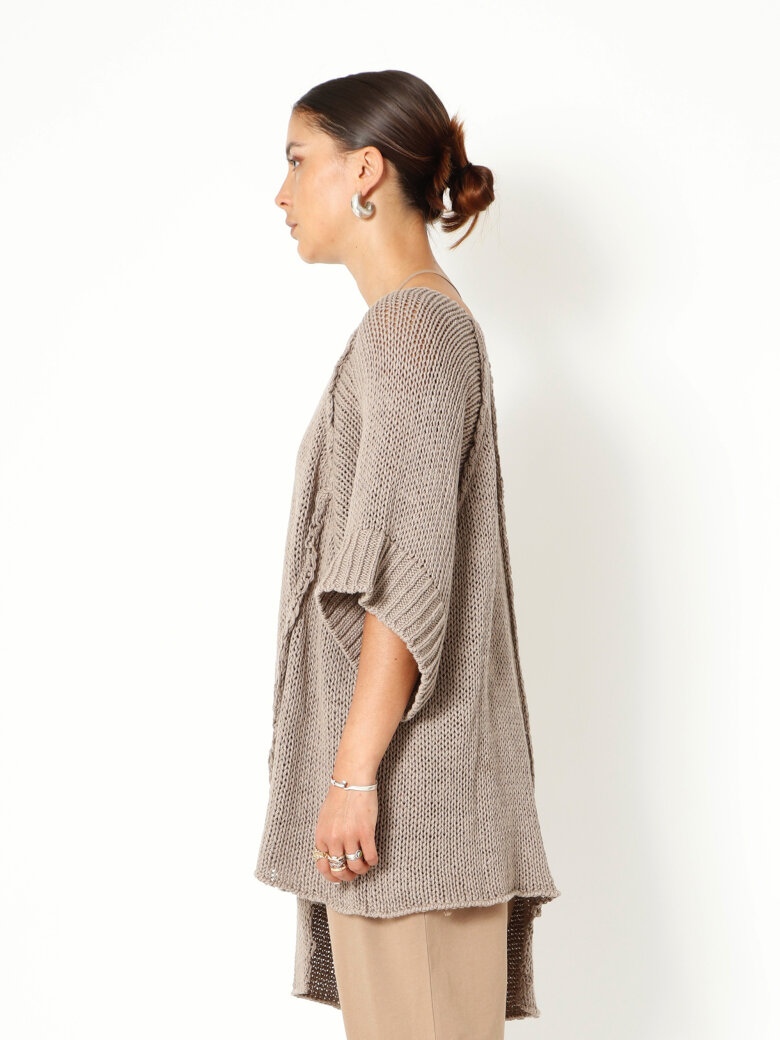 Sort Aarhus - Oversized knit blouse