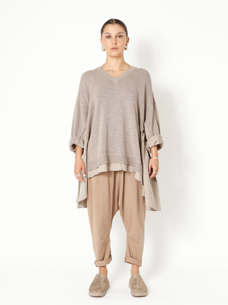 Sort Aarhus - Oversized knit blouse