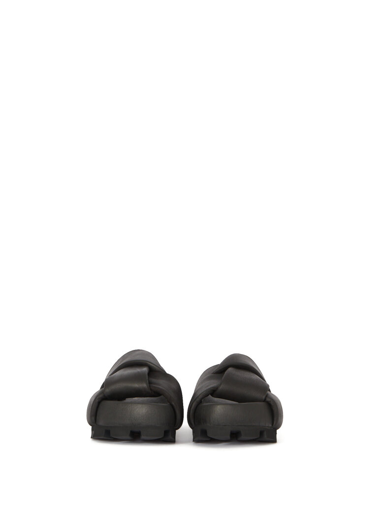 Lofina - Slip on sandal with wide crossed straps