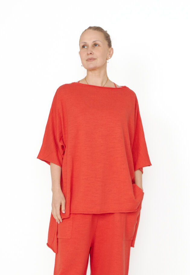 Sort Aarhus - Oversized knit blouse