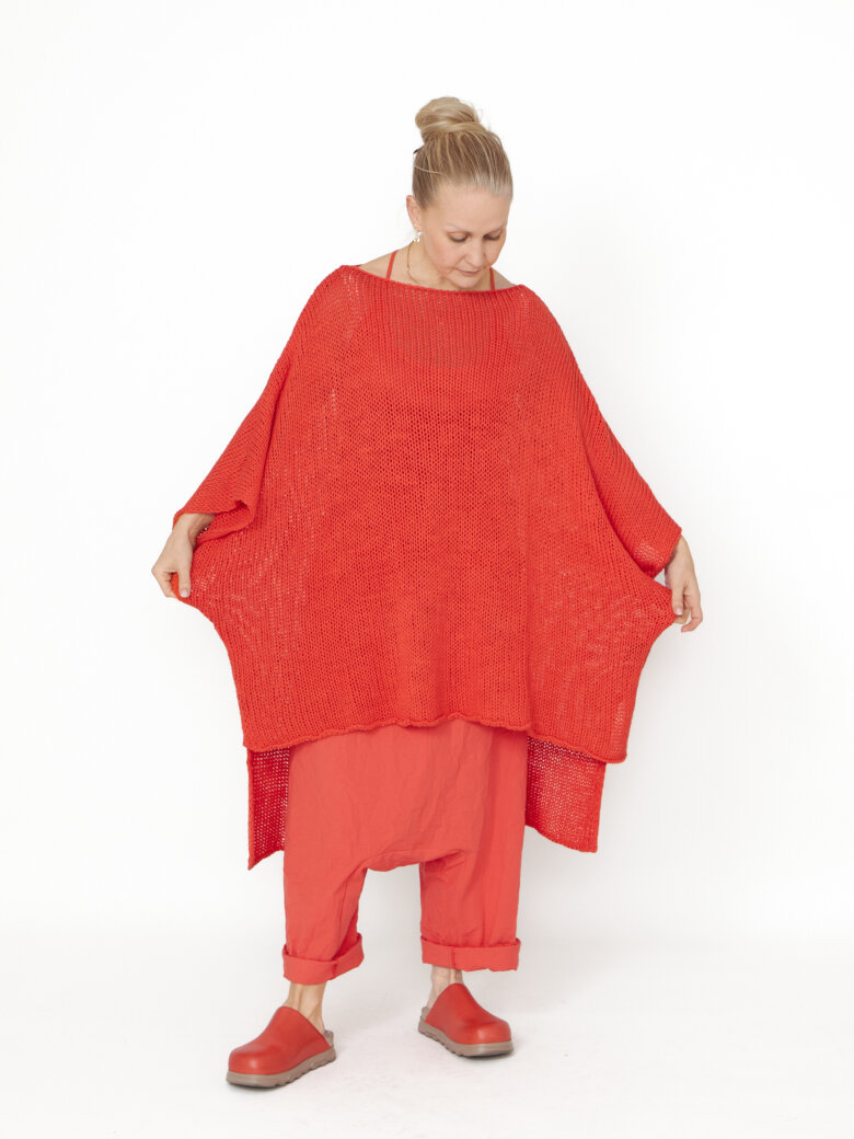 Sort Aarhus - Oversized knit blouse