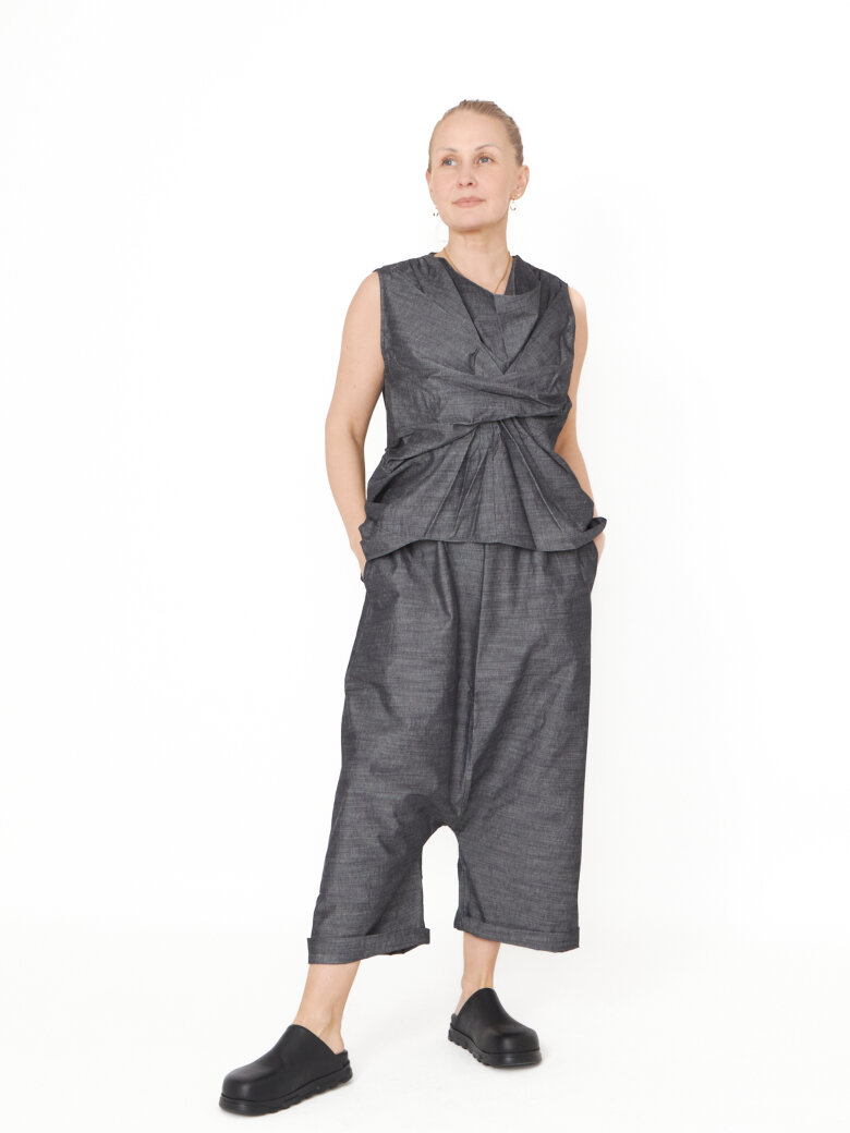 Sort Aarhus - Baggy pants with pockets and elastic waistband