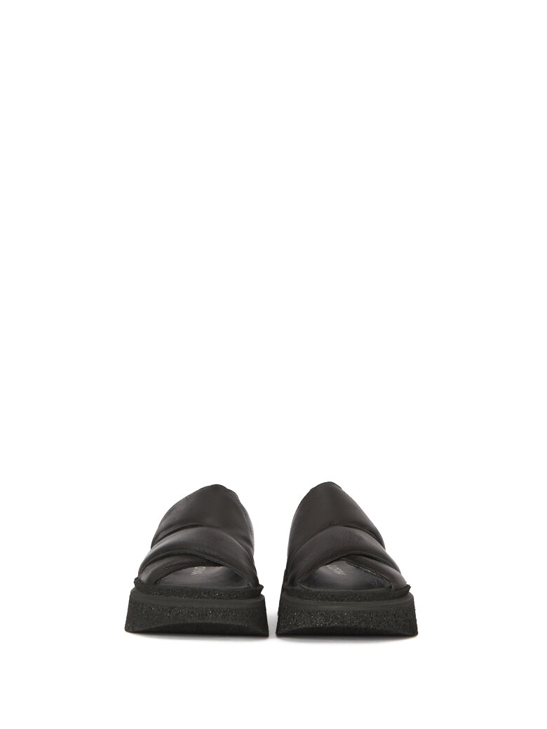 Lofina - Sandal with a footbed sole