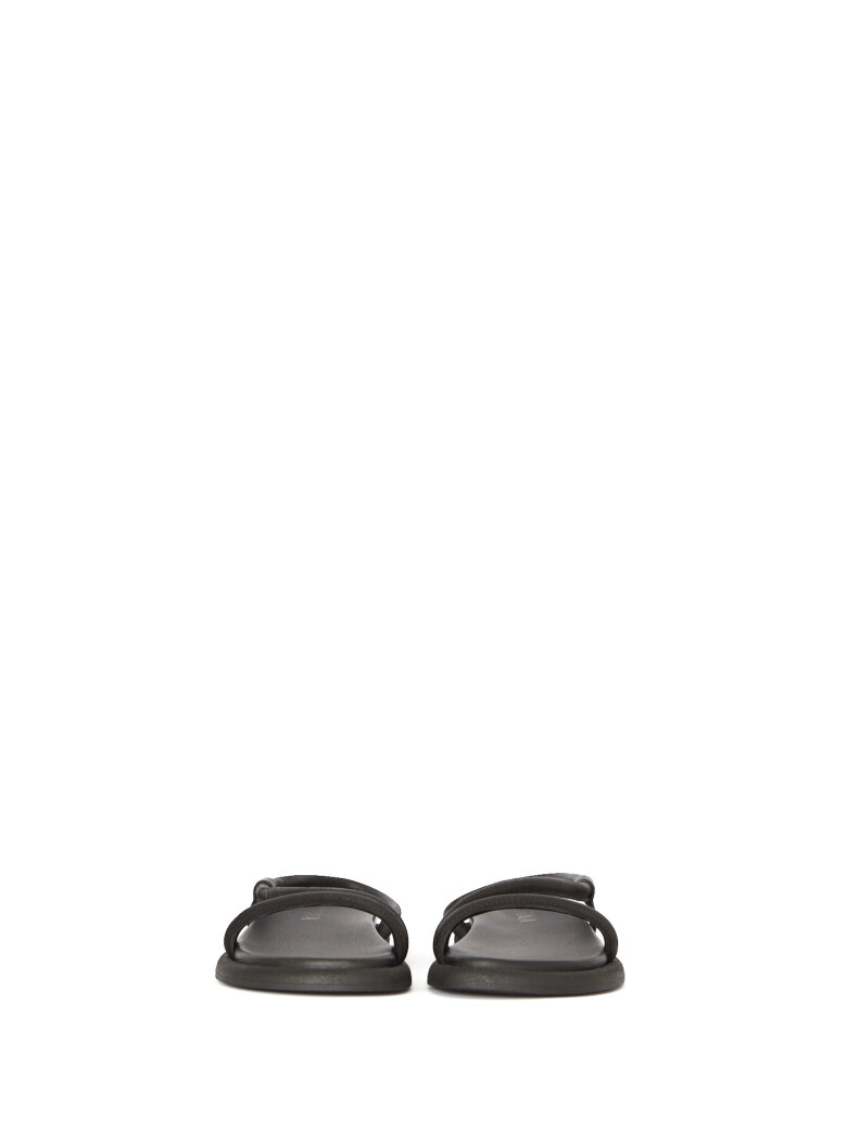 Lofina - Minimalistisk og moderne sandal