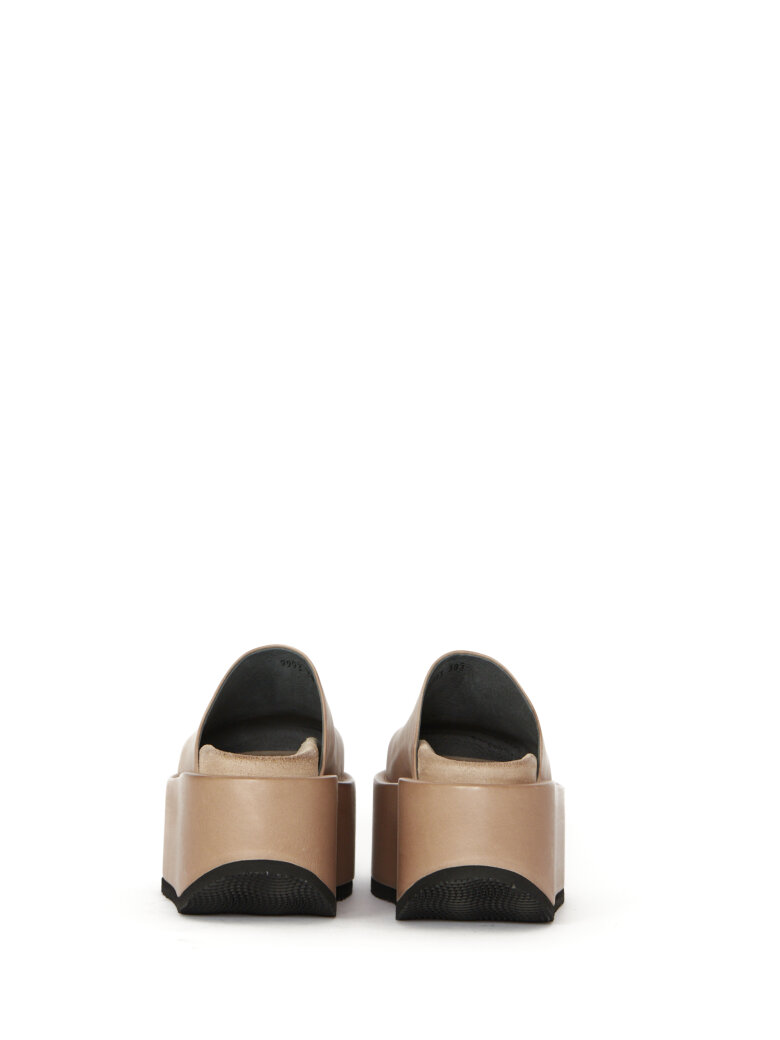 Sort Aarhus - Slip on sandal med platform sål