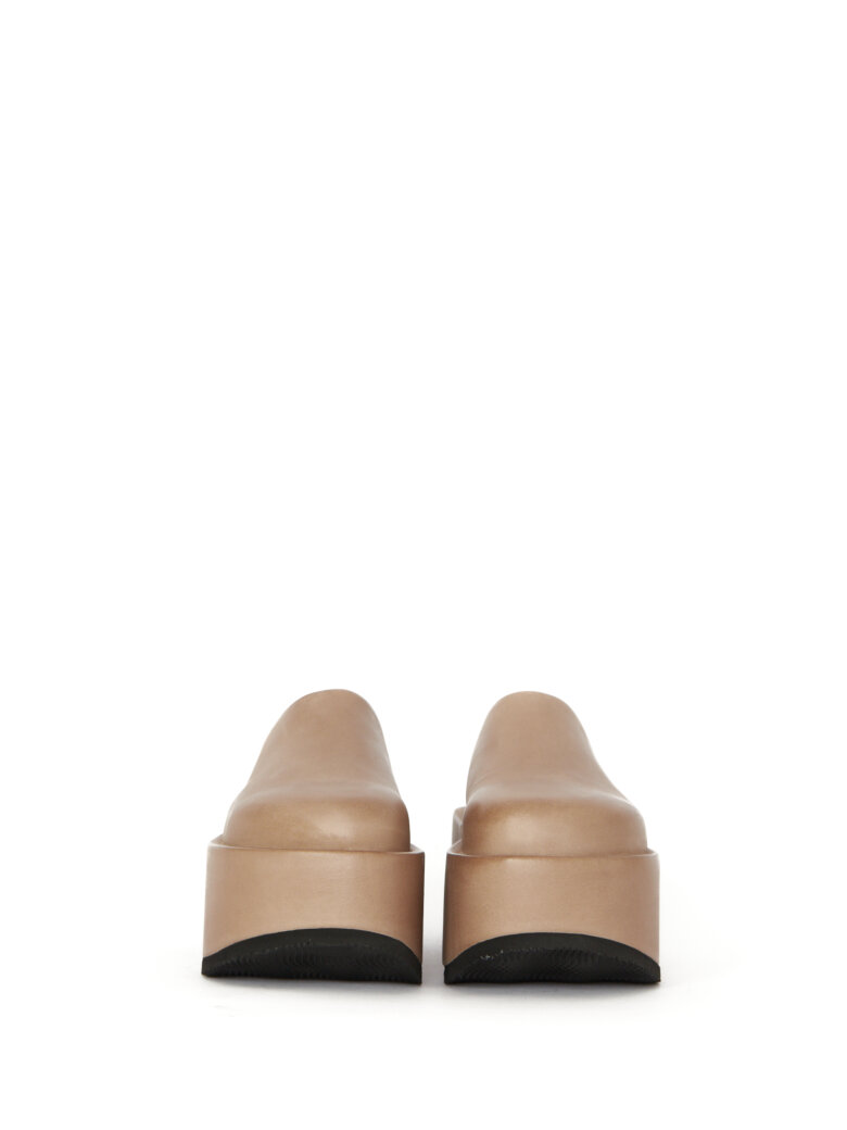 Sort Aarhus - Slip on sandal with a platform sole