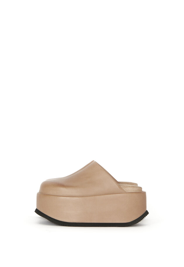Sort Aarhus - Slip on sandal with a platform sole