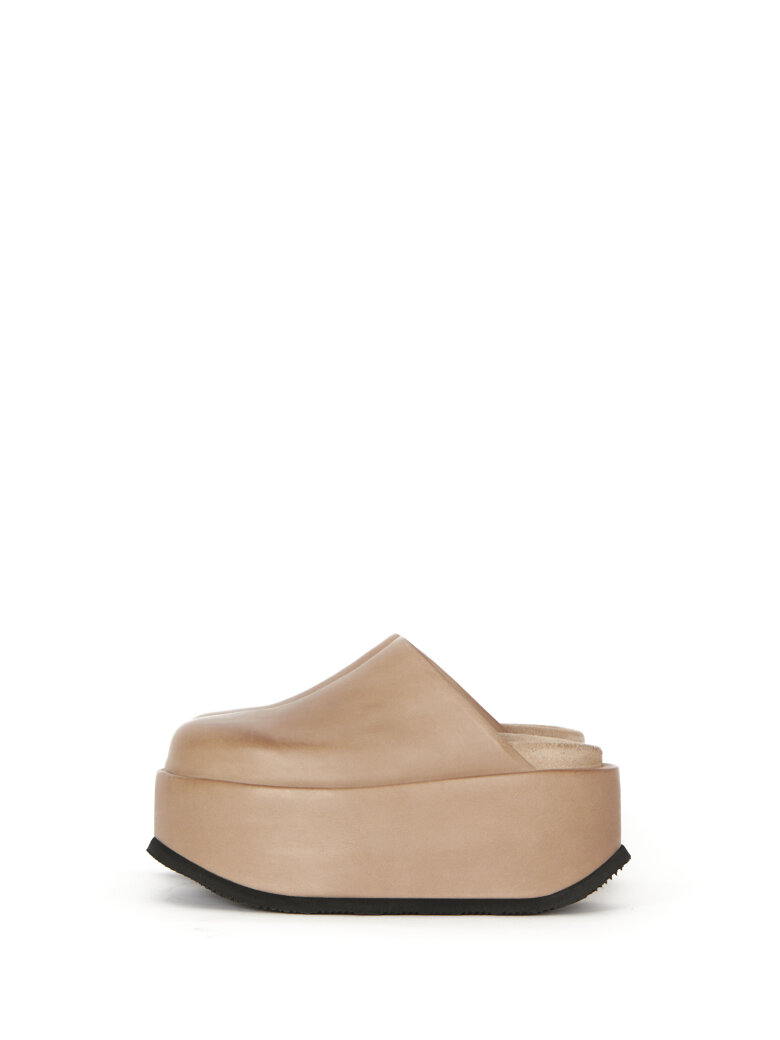Sort Aarhus - Slip on sandal with a platform sole