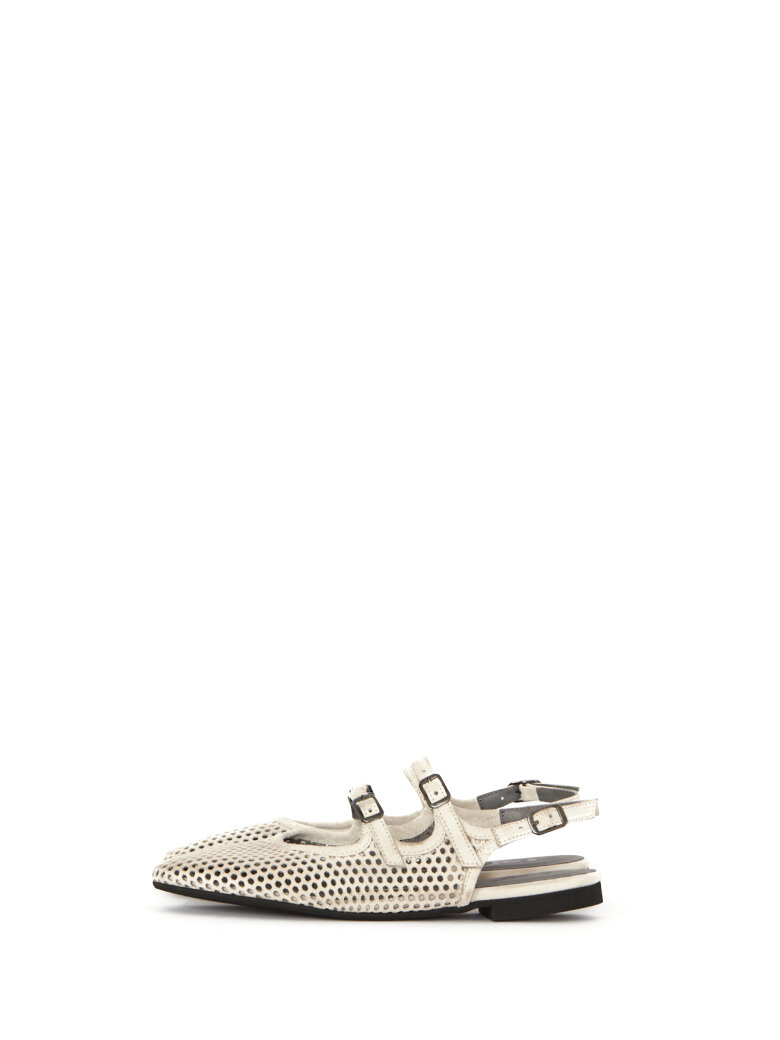 Sort Aarhus - Feminine suede shoe with buckles