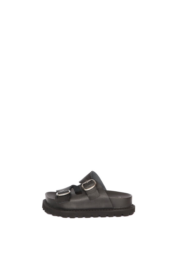 Lofina - Forudbestilling! Sandal med spænder og fodsengssål