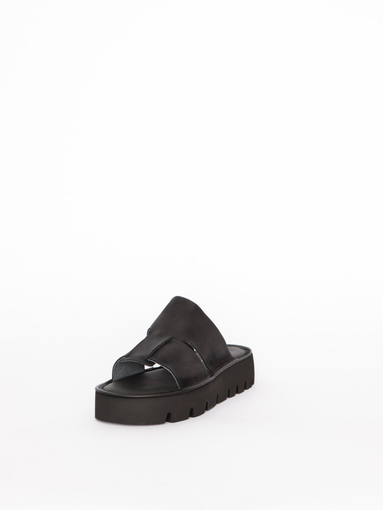 Lofina - Forudbestilling! Sandal med bred rem