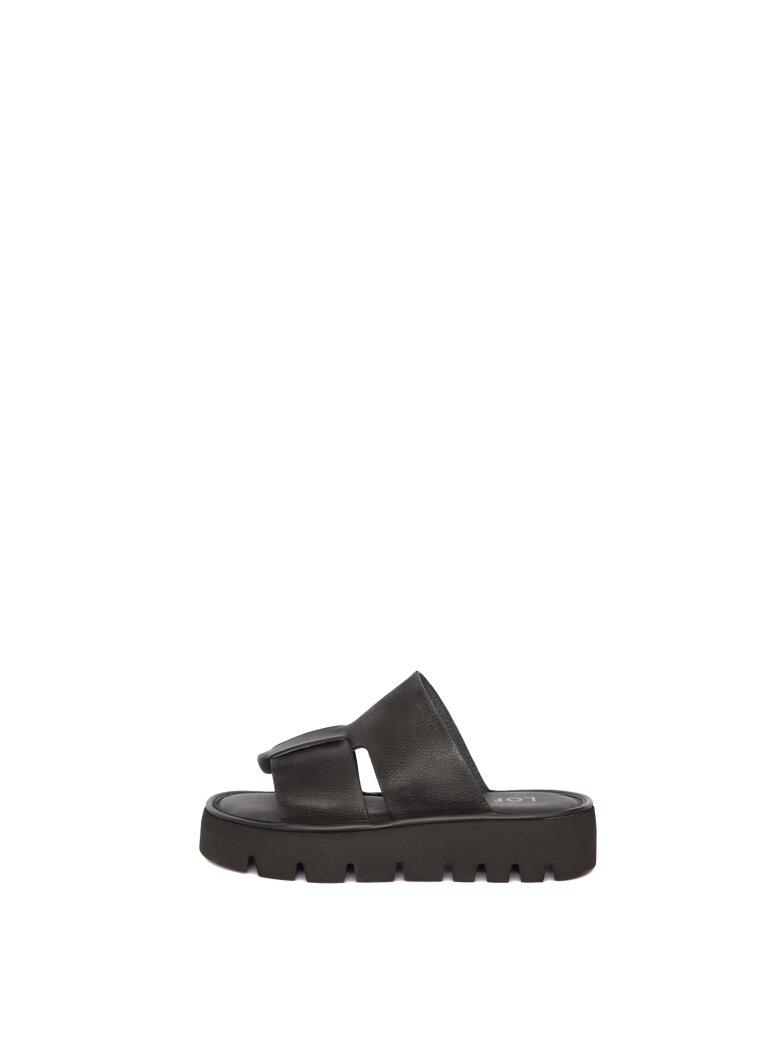 Lofina - Sandal med bred rem