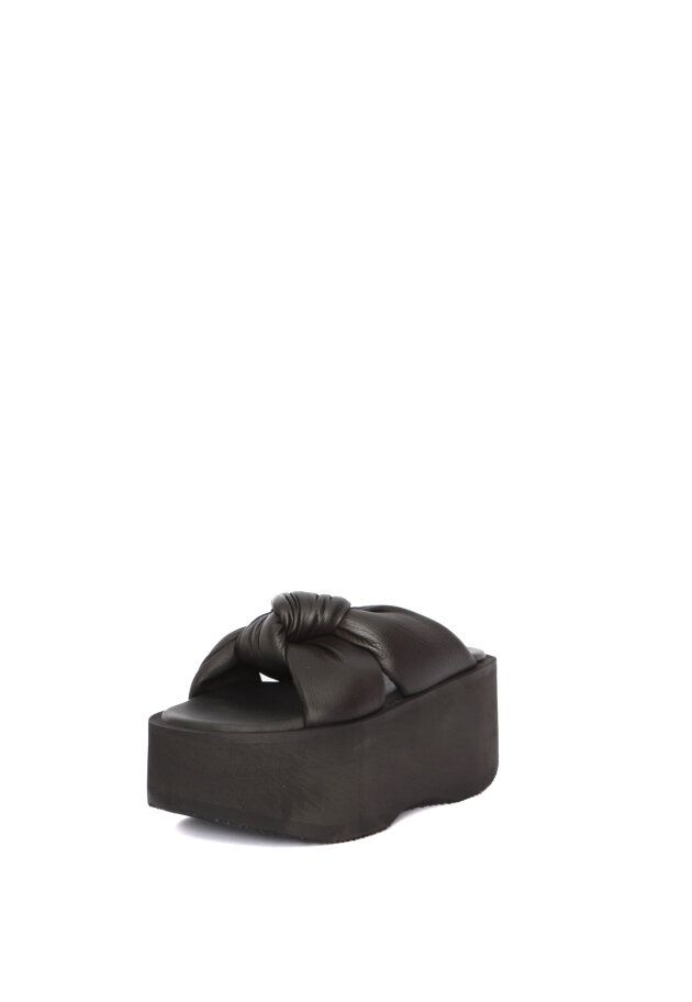 Sort Aarhus - Forudbestilling! Chunky sandal med krydsremme