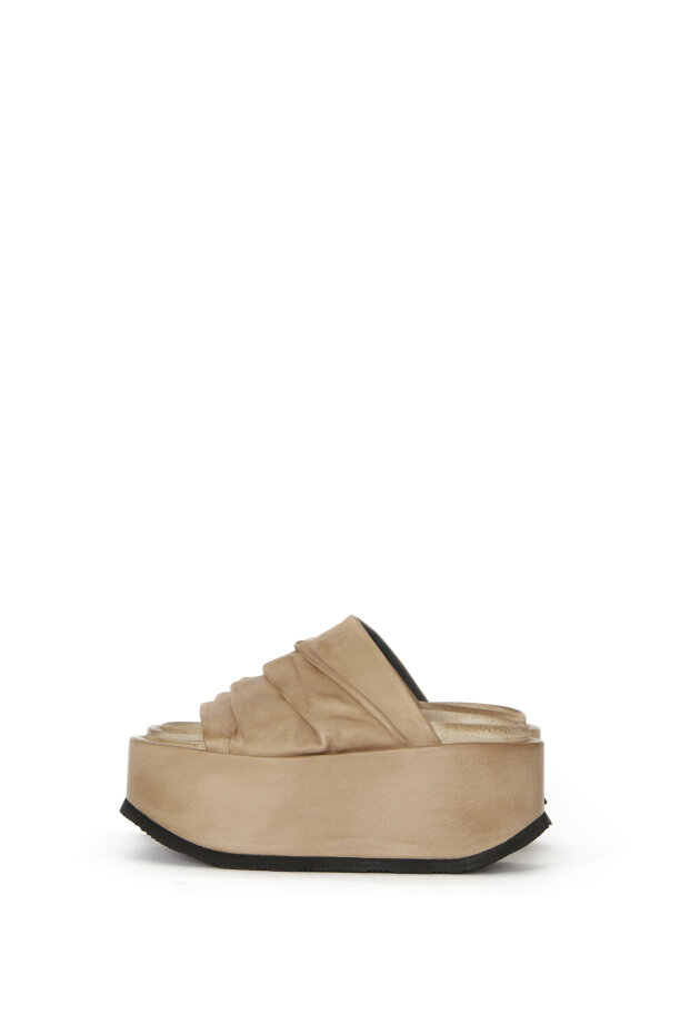 Sort Aarhus - Plateau sandal med fodsengssål Sort Aarhus - Plateau sandal med fodsengssål