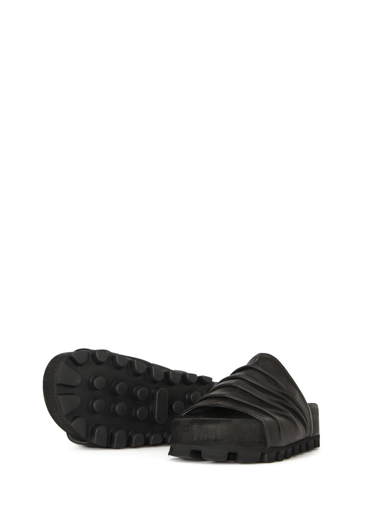 Sort Aarhus - Sandal med rynk fra Sort Aarhus