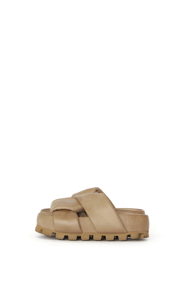 Lofina - Slip on sandal with wide crossed straps