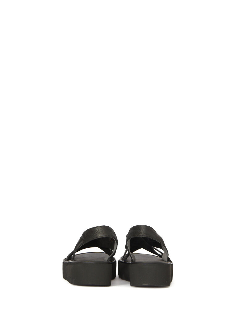 Lofina - Sandal with elastic leather covered straps