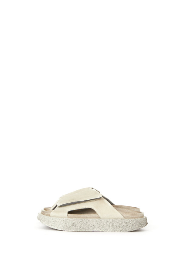 Lofina - Suede sandal with velcro closure