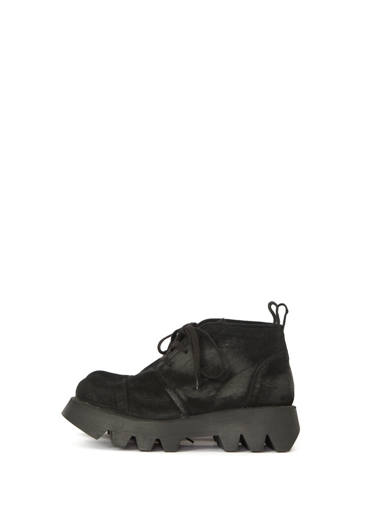 Lofina - Suede boot with laces
