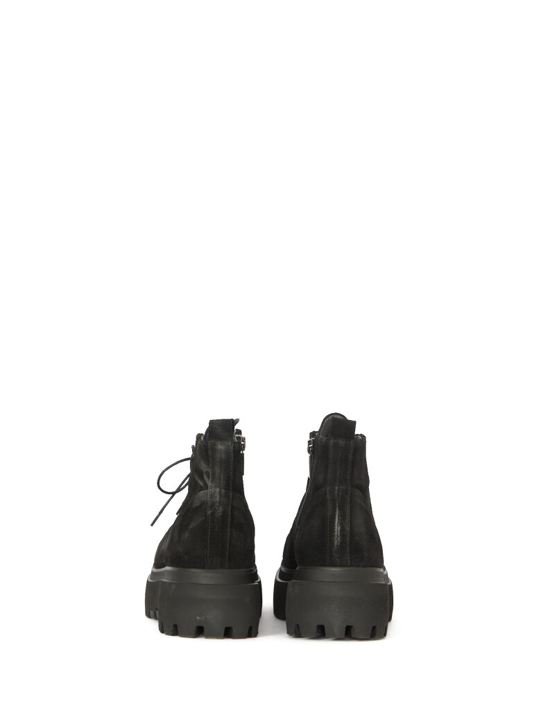 Lofina - Støvle i ruskind med snøre og lynlås