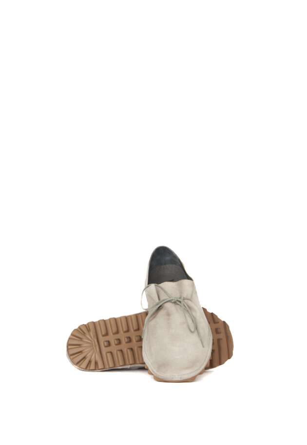 Lofina - Sko i ruskind med snøre og fleksibel sål