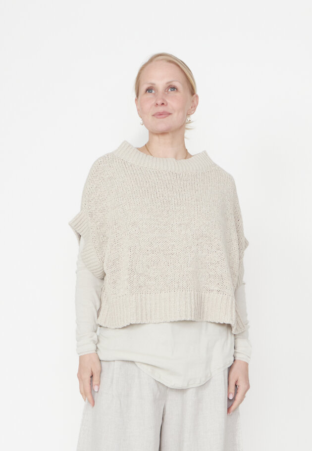 Sort Aarhus - Oversized strikbluse Sort Aarhus - Oversized strikbluse