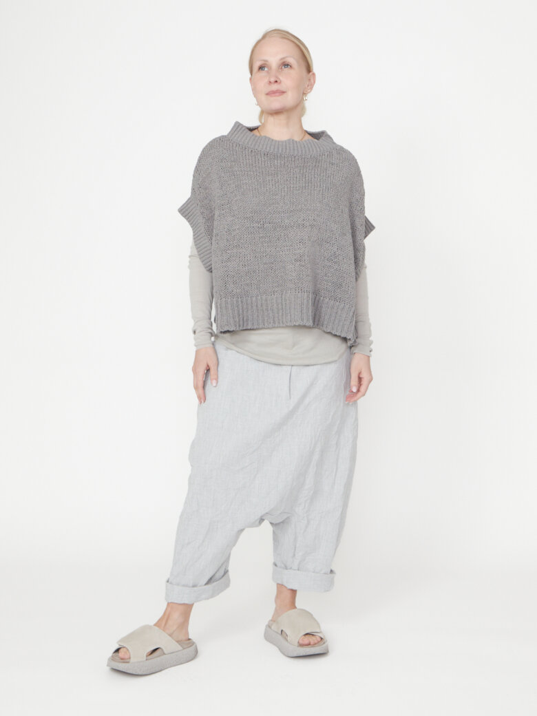 Sort Aarhus - Oversized knit blouse