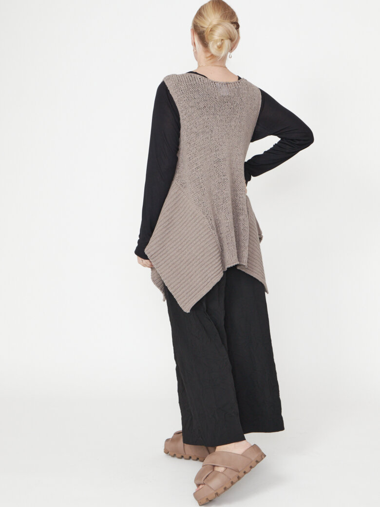 Sort Aarhus - Sleeveless knit top