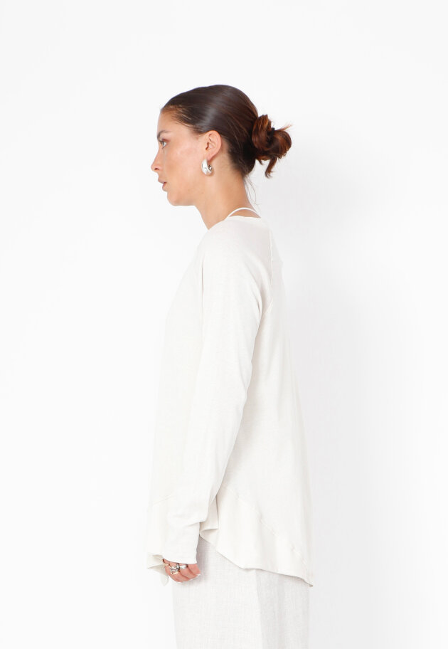 Sort Aarhus - Asymmetrical blouse in cotton
