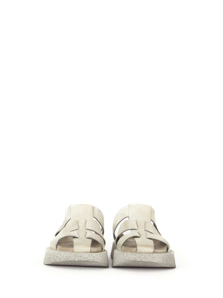 Lofina - Sandal med tre remme og fodsengssål