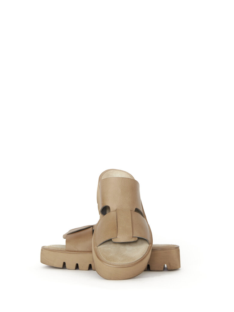 Lofina - Sandal wide asymmetrical strap