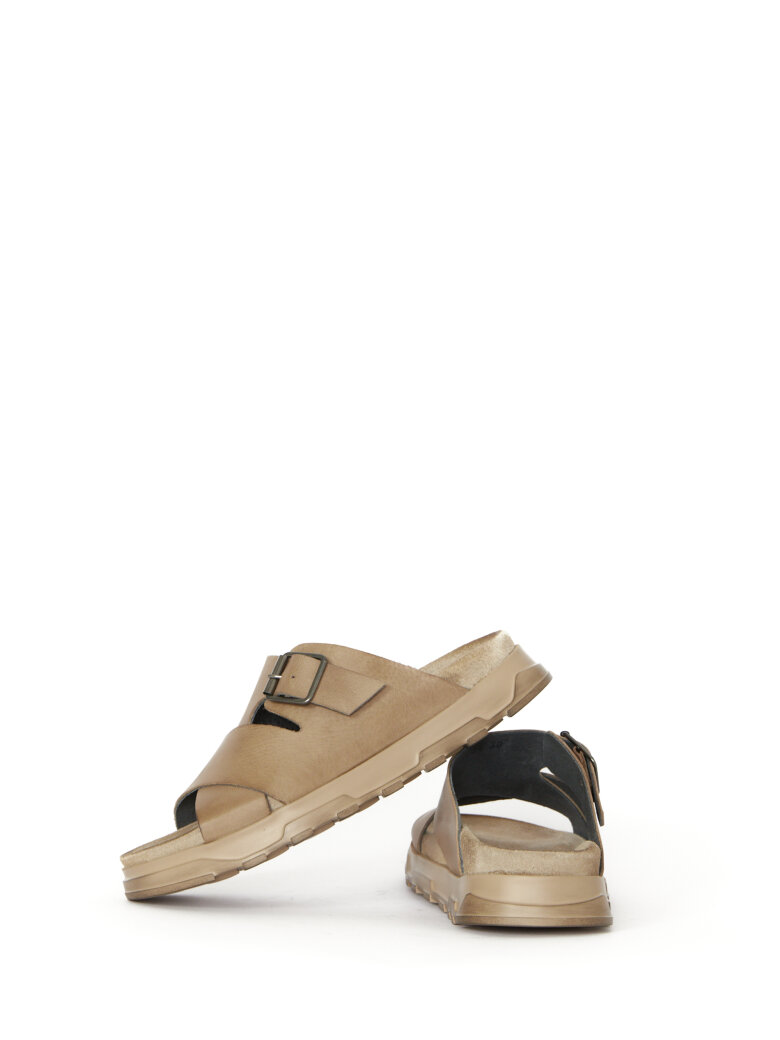 Lofina - Slippers sandal with a buckle