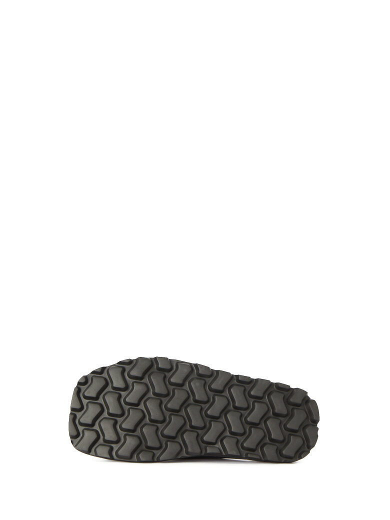 Lofina - Sandal with buckle and a footbed sole