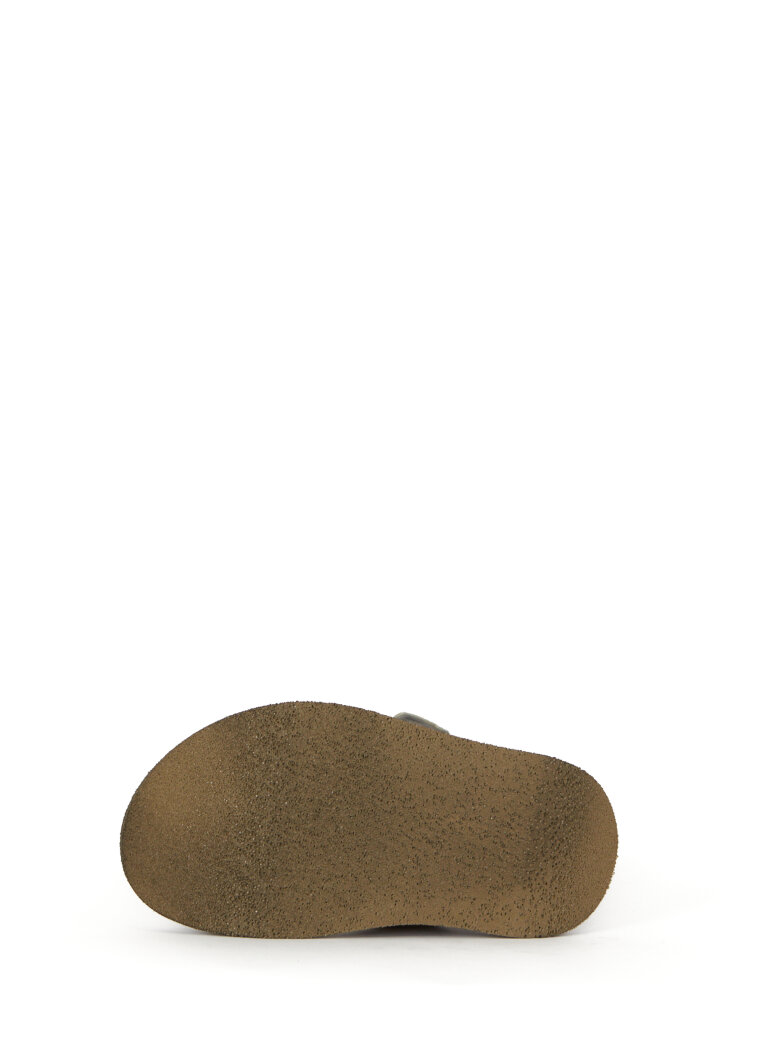 Lofina - Suede sandal with velcro and a back strap