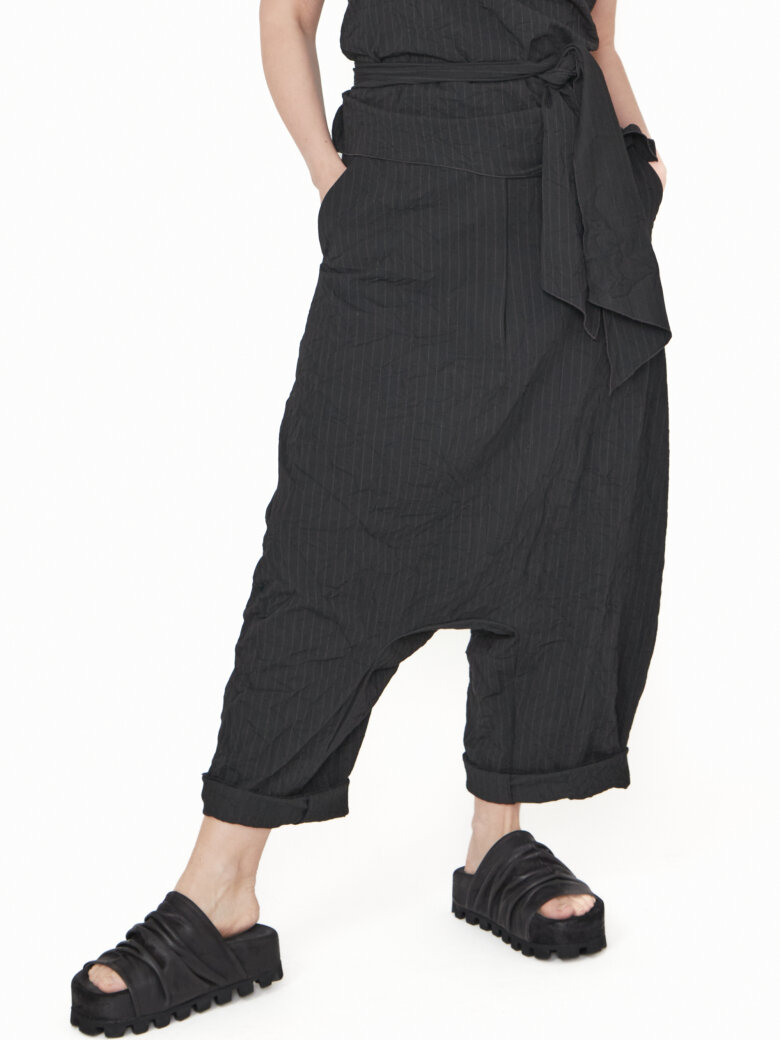 Sort Aarhus - Extra baggy pants with side pockets and zipper