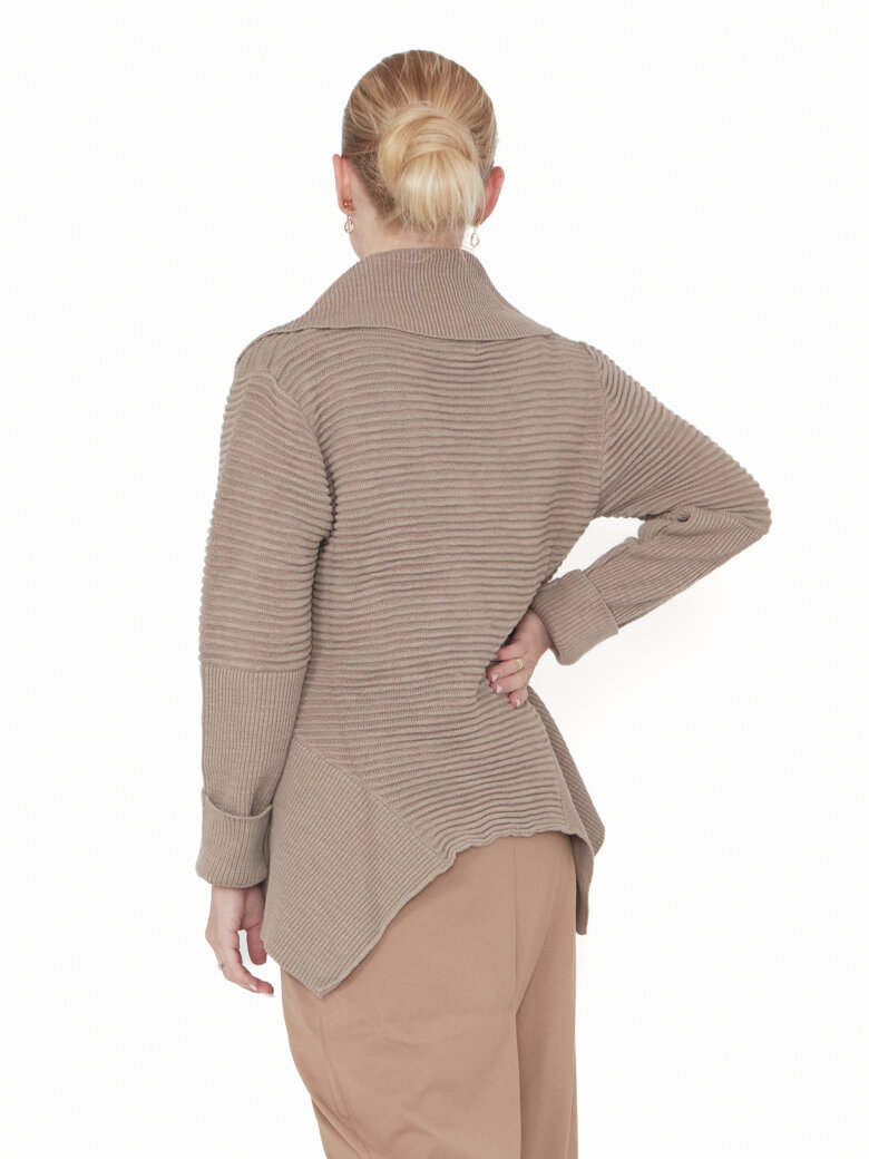 Sort Aarhus - Collared knit blouse with buttons