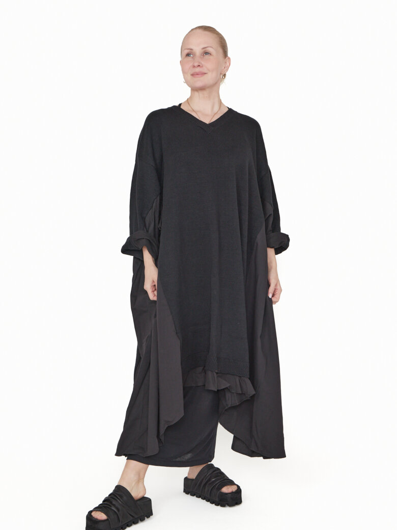 Sort Aarhus - Oversized knit dress