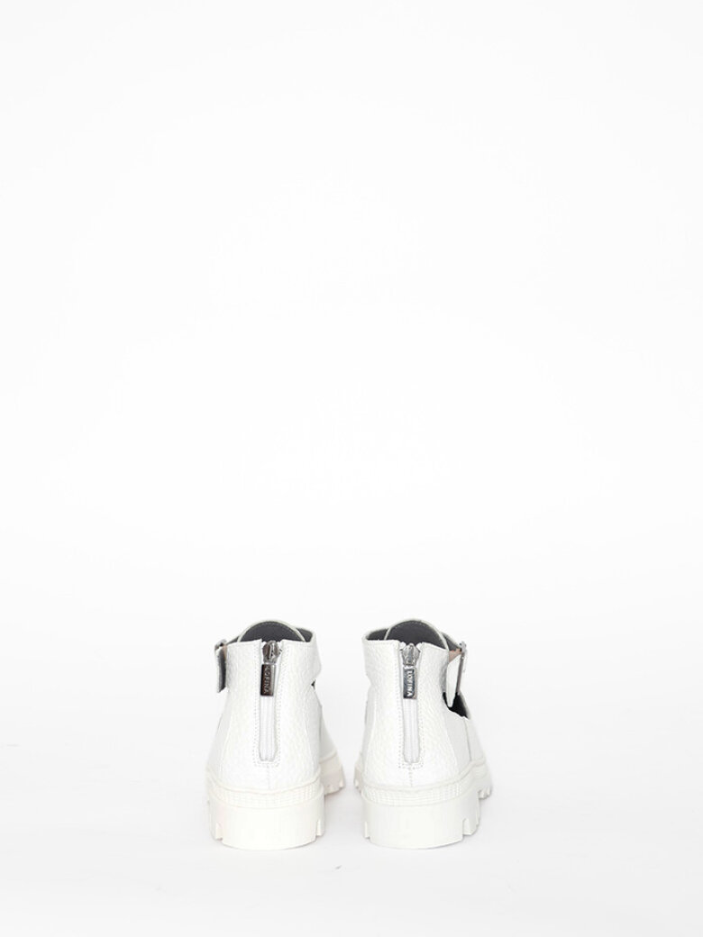 Lofina - Sample shoe