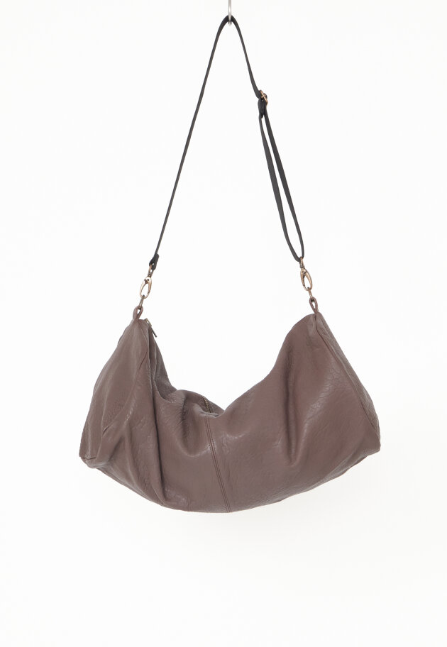 Sort Aarhus - Spacious shoulder bag with zipper