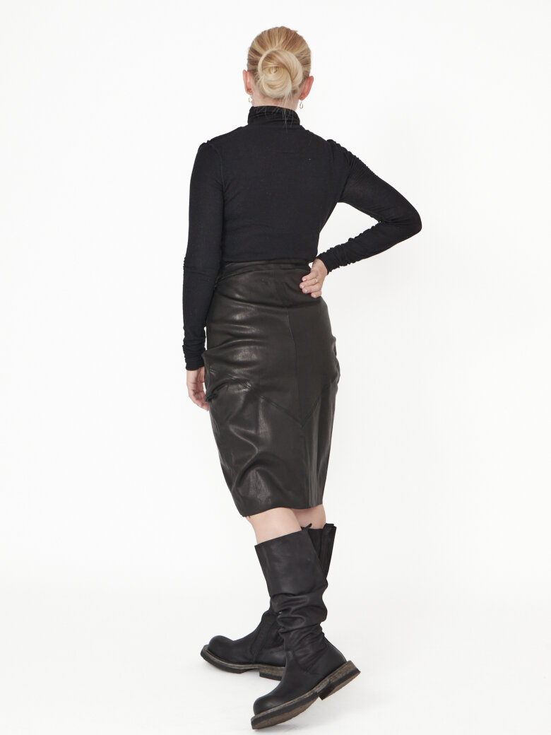Sort Aarhus - Wrap skirt in stretch leather