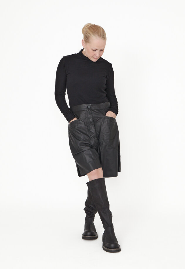 Sort Aarhus -  Shorts i lamb leather