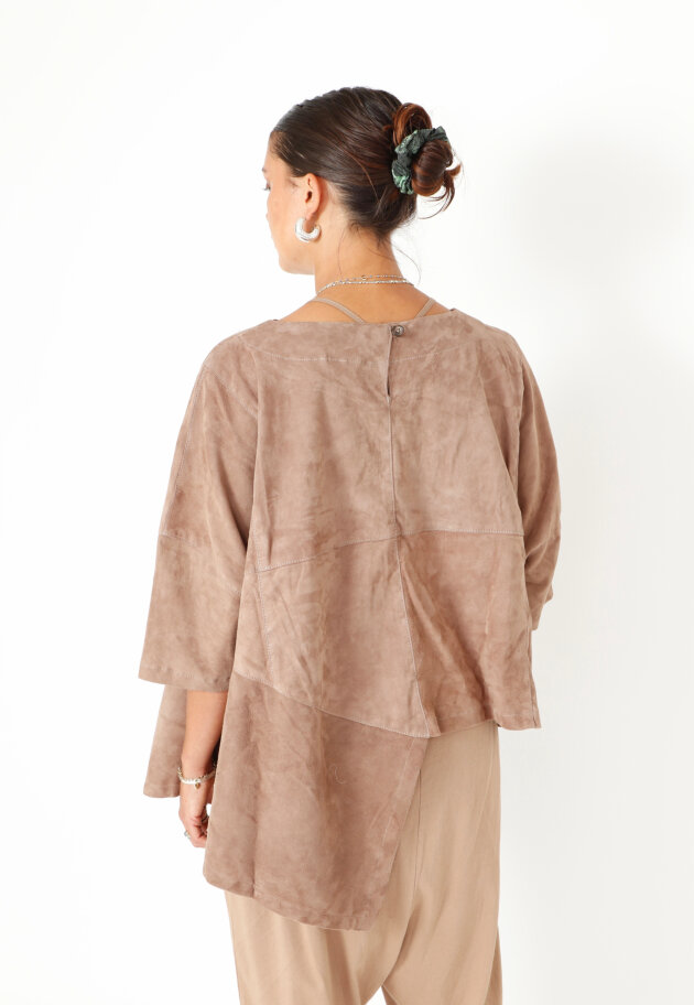 Sort Aarhus - Oversized suede blouse