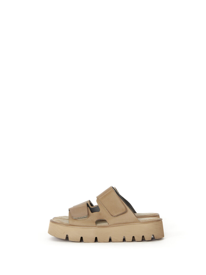 Lofina - Sandal med velcro