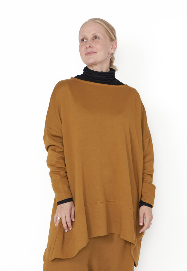 Sort Aarhus - Oversize bluse med 3/4-ærmer